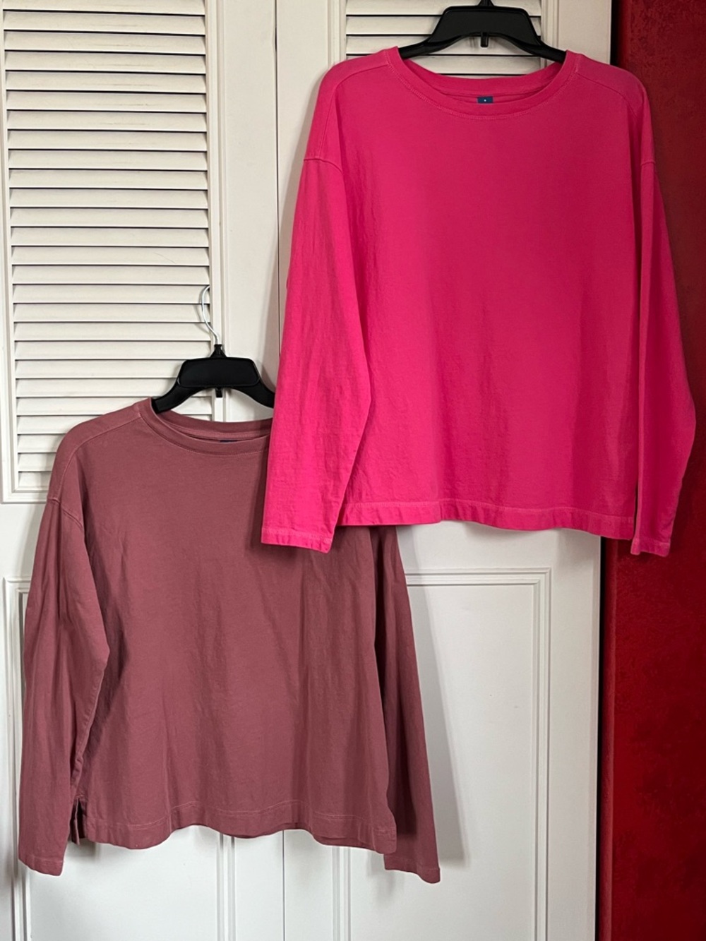 Lot of 2 Old Navy Long Sleeve Boxy Tees Dark Mauve and Pink Sz S